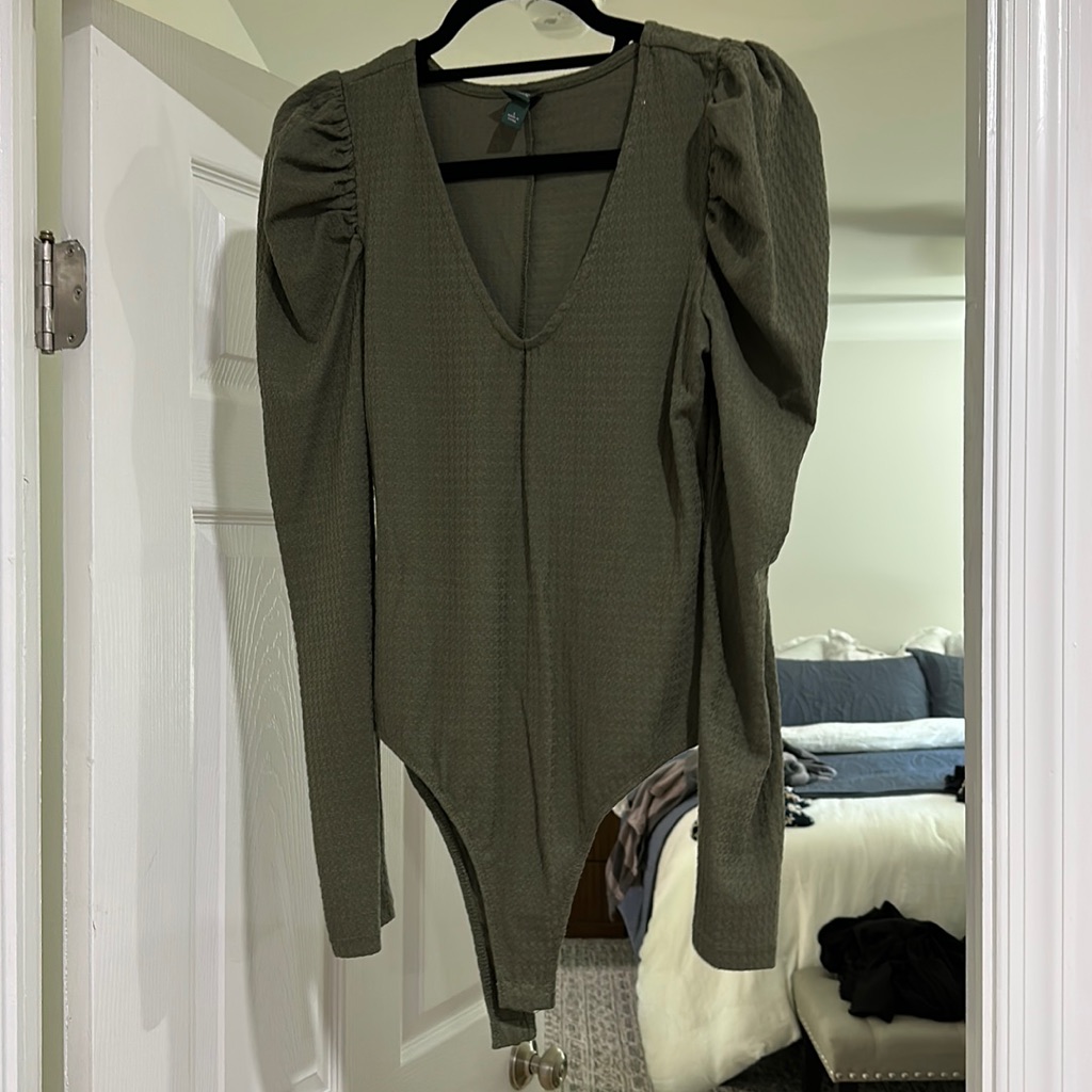 Wild Fable Puff Sleeve Bodysuit